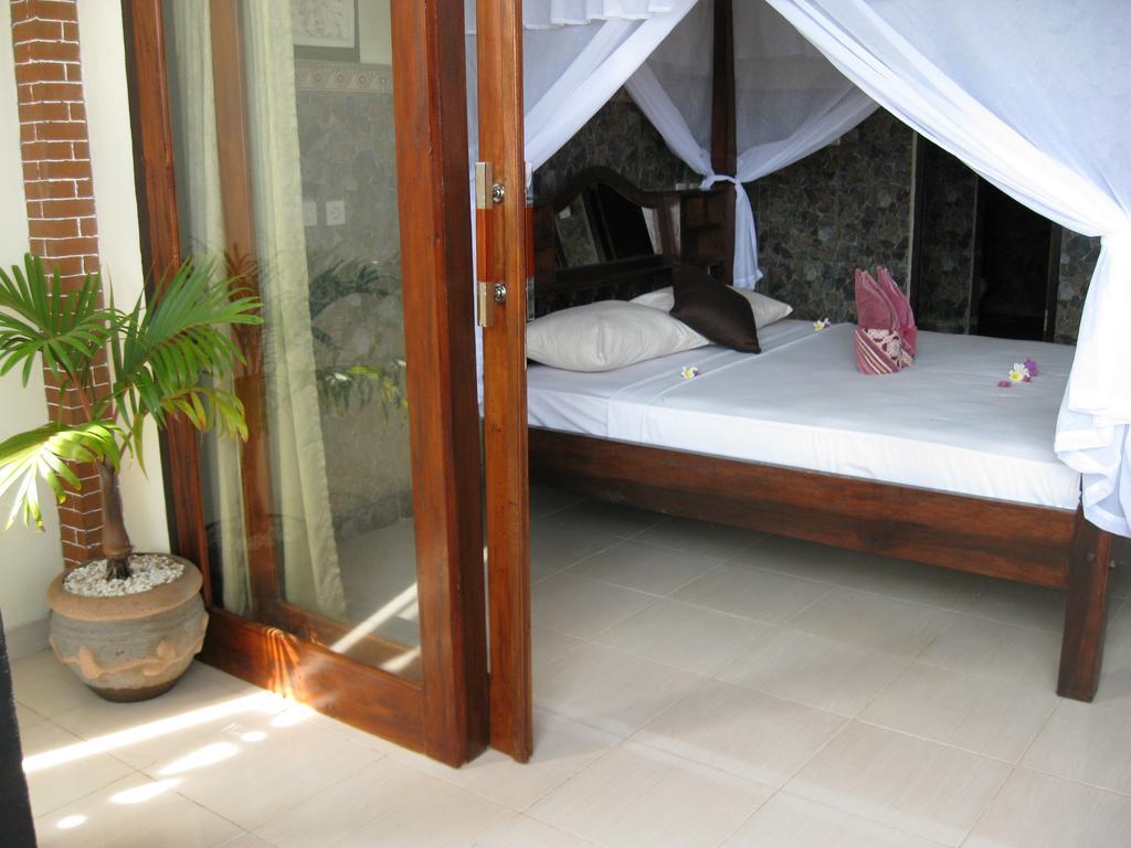 Bukit Indah Homestay Amed Chambre photo